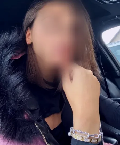 Annika, 28