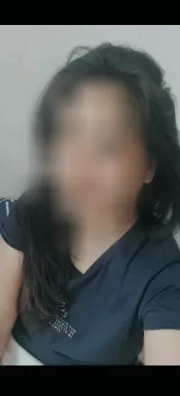 Fabienne, 31