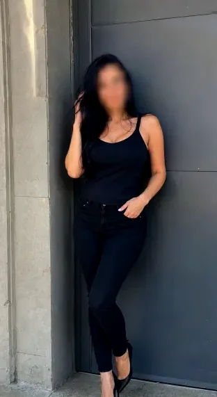 Hannah, 33