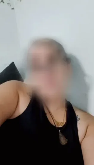 Nele, 35
