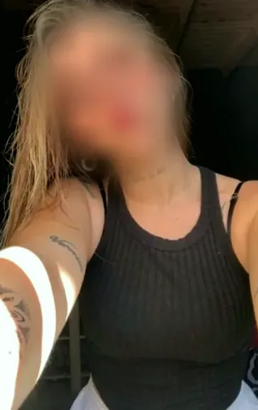 Paula, 32
