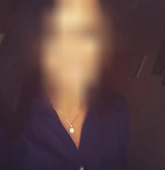 Simone, 31